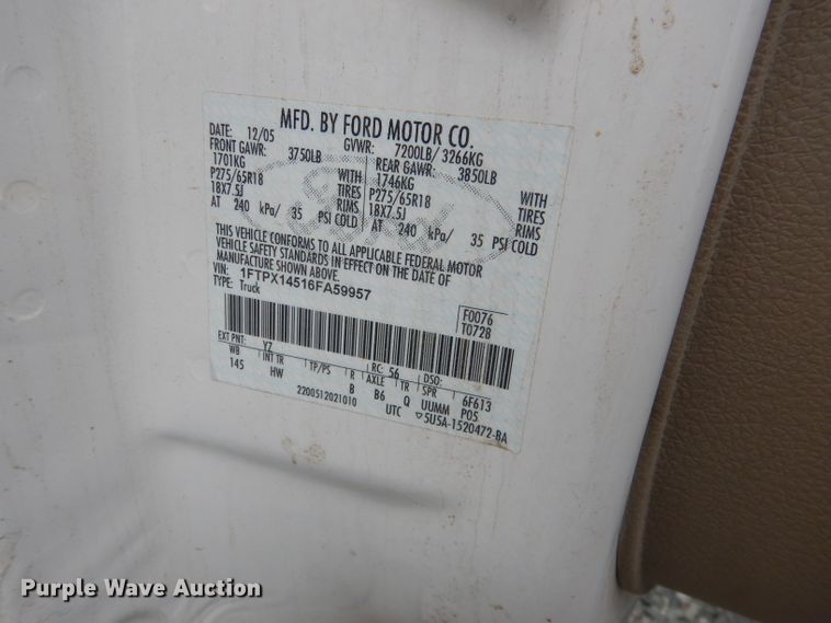 image for item DG4501 2006 Ford F150  SuperCab pickup truck