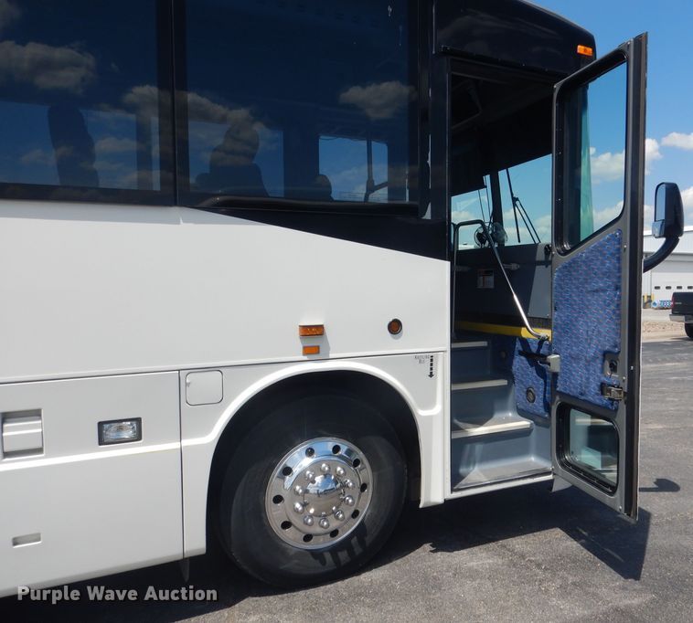 image for item DG5986 2009 Blue Bird Coachworks  coach bus