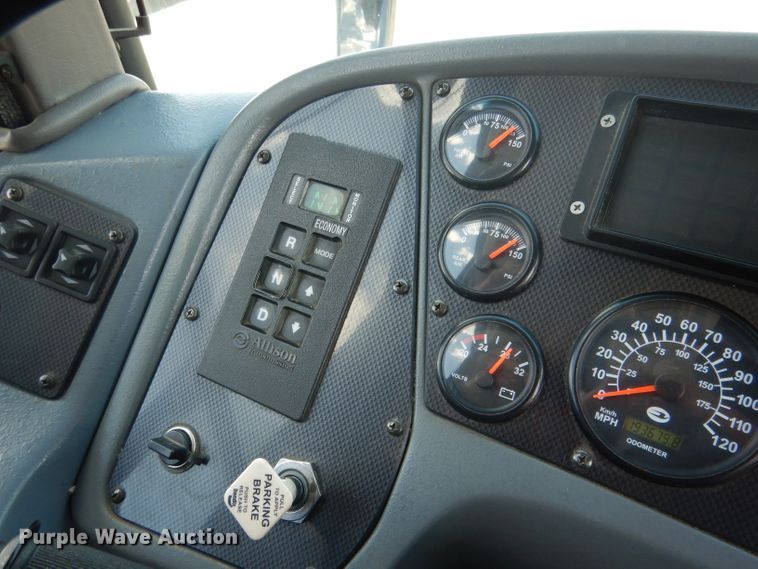 image for item DG5986 2009 Blue Bird Coachworks  coach bus