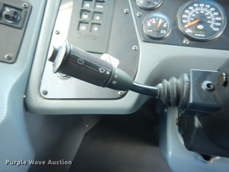 image for item DG5986 2009 Blue Bird Coachworks  coach bus