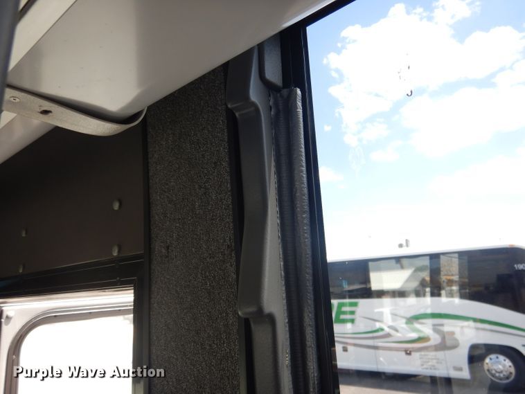 image for item DG5986 2009 Blue Bird Coachworks  coach bus