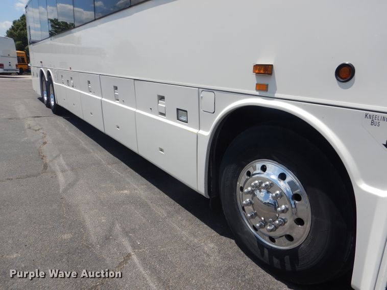 image for item DG5986 2009 Blue Bird Coachworks  coach bus