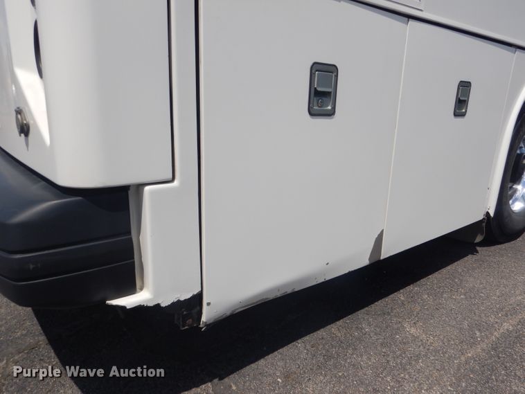 image for item DG5986 2009 Blue Bird Coachworks  coach bus