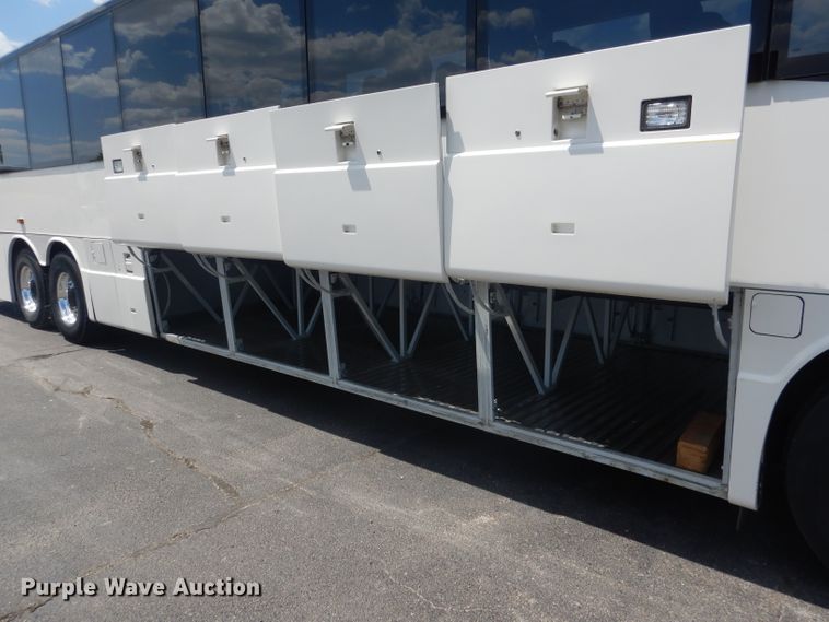 image for item DG5986 2009 Blue Bird Coachworks  coach bus