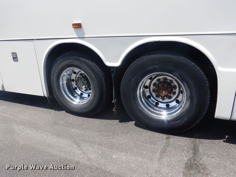 image for item DG5986 2009 Blue Bird Coachworks  coach bus