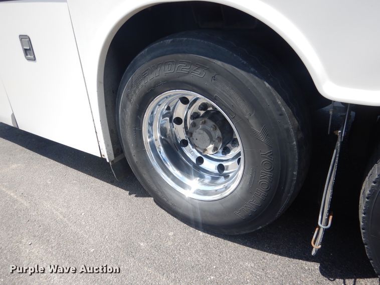 image for item DG5986 2009 Blue Bird Coachworks  coach bus