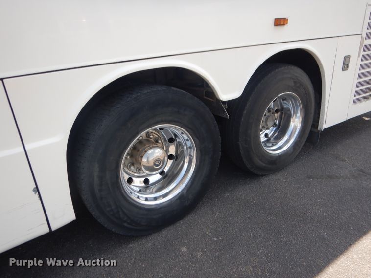 image for item DG5986 2009 Blue Bird Coachworks  coach bus