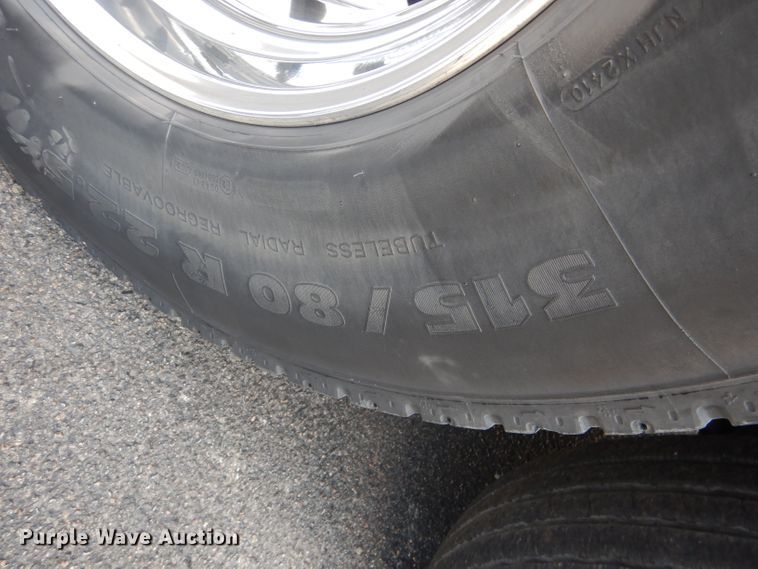 image for item DG5986 2009 Blue Bird Coachworks  coach bus