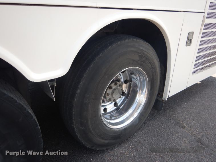 image for item DG5986 2009 Blue Bird Coachworks  coach bus