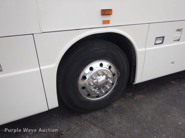 image for item DG5986 2009 Blue Bird Coachworks  coach bus