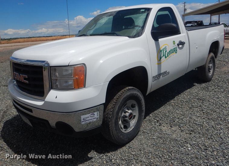 image for item DG5993 2008 GMC Sierra 2500HD  pickup truck
