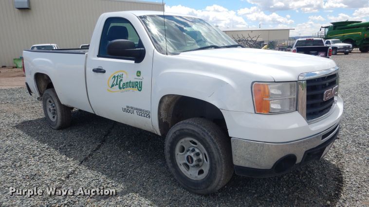 image for item DG5993 2008 GMC Sierra 2500HD  pickup truck