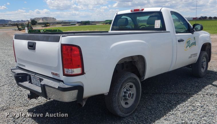 image for item DG5993 2008 GMC Sierra 2500HD  pickup truck