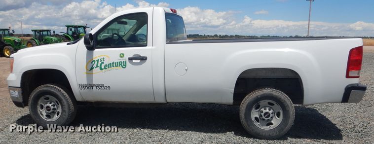 image for item DG5993 2008 GMC Sierra 2500HD  pickup truck