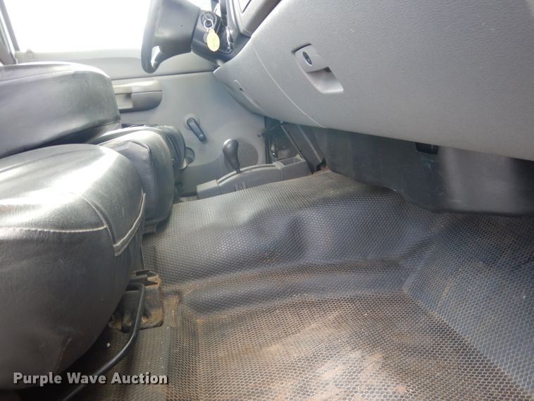 image for item DG5993 2008 GMC Sierra 2500HD  pickup truck