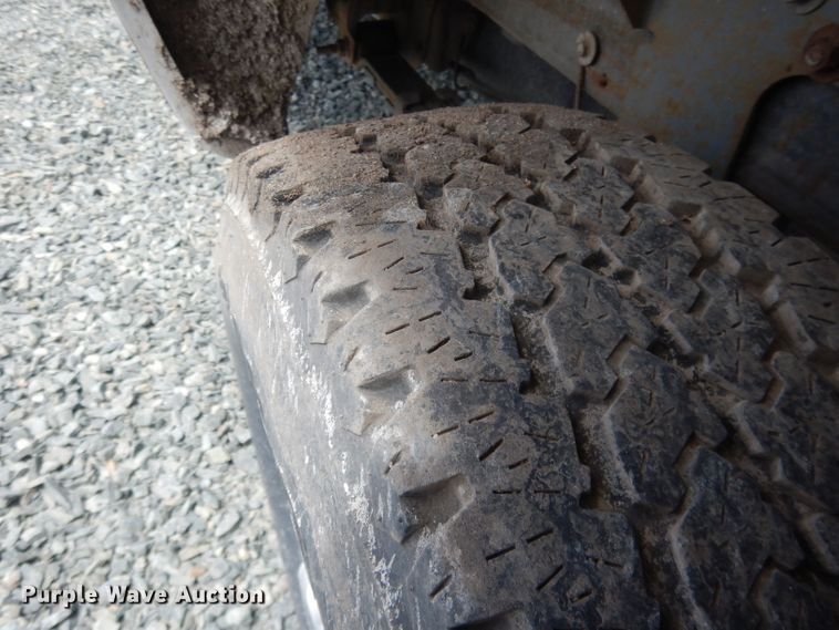 image for item DG5993 2008 GMC Sierra 2500HD  pickup truck