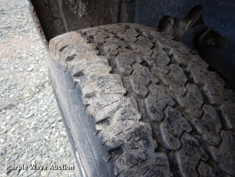 image for item DG5993 2008 GMC Sierra 2500HD  pickup truck