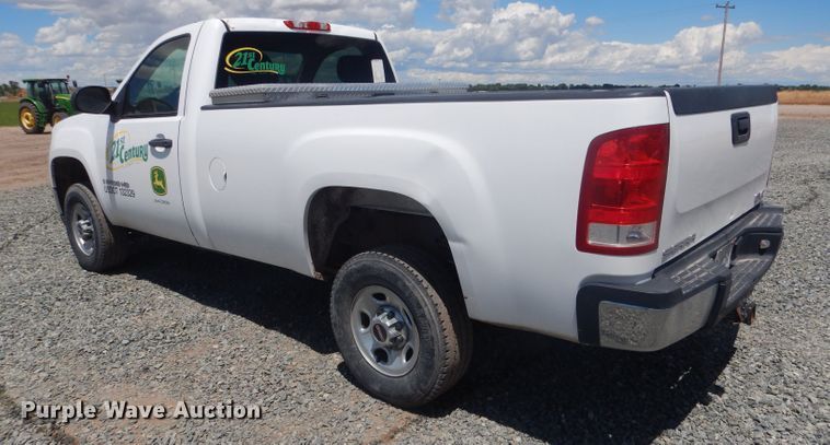 image for item DG5995 2008 GMC Sierra 2500HD pickup truck