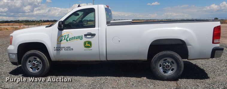 image for item DG5995 2008 GMC Sierra 2500HD pickup truck