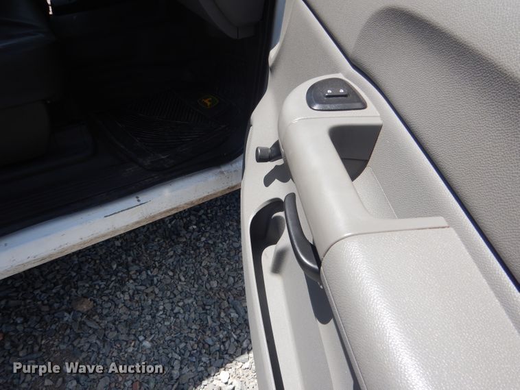 image for item DG5995 2008 GMC Sierra 2500HD pickup truck