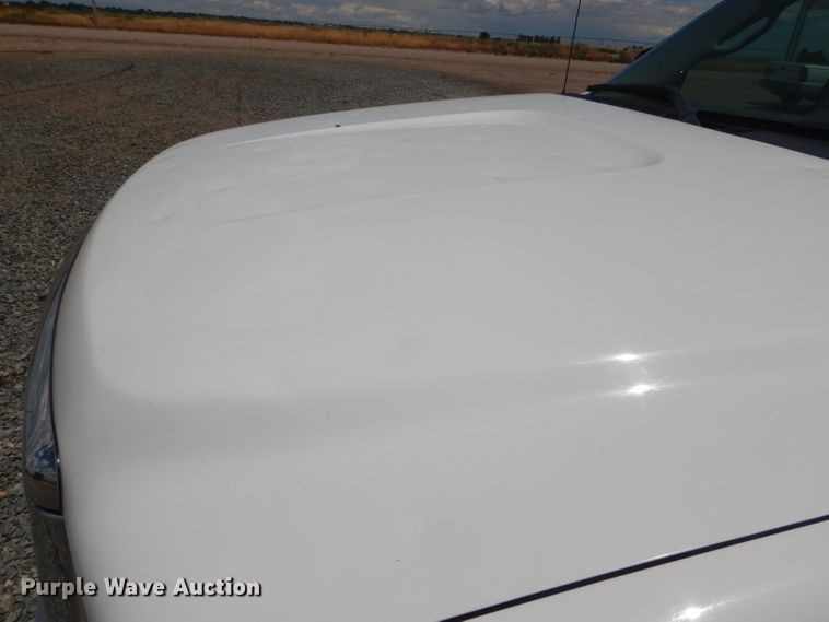 image for item DG5995 2008 GMC Sierra 2500HD pickup truck