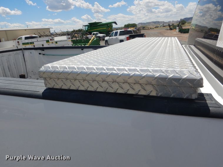 image for item DG5995 2008 GMC Sierra 2500HD pickup truck