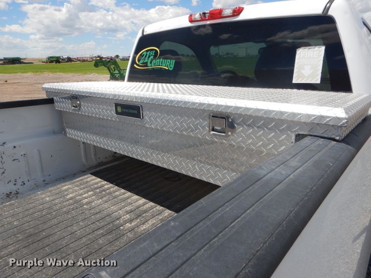 image for item DG5995 2008 GMC Sierra 2500HD pickup truck