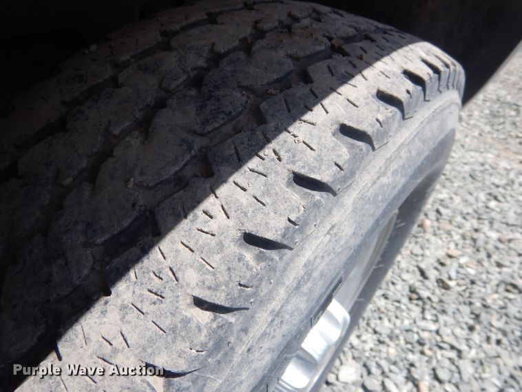 image for item DG5995 2008 GMC Sierra 2500HD pickup truck