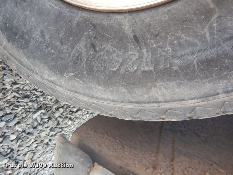 image for item DG5995 2008 GMC Sierra 2500HD pickup truck