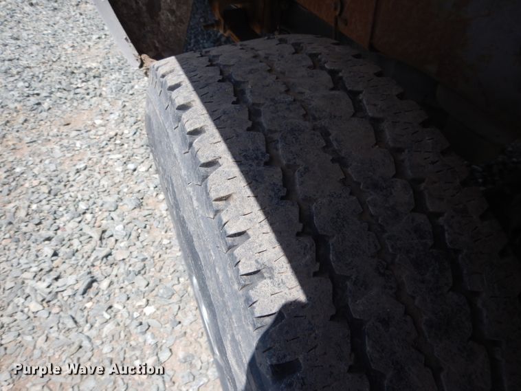 image for item DG5995 2008 GMC Sierra 2500HD pickup truck