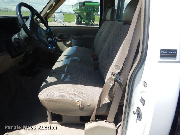 image for item DG5996 1996 Chevrolet 3500  flatbed pickup truck