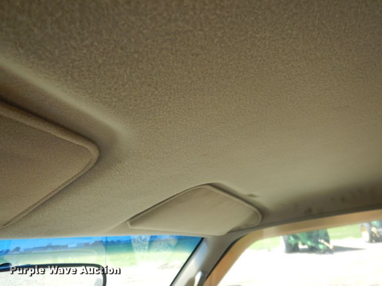 image for item DG5996 1996 Chevrolet 3500  flatbed pickup truck