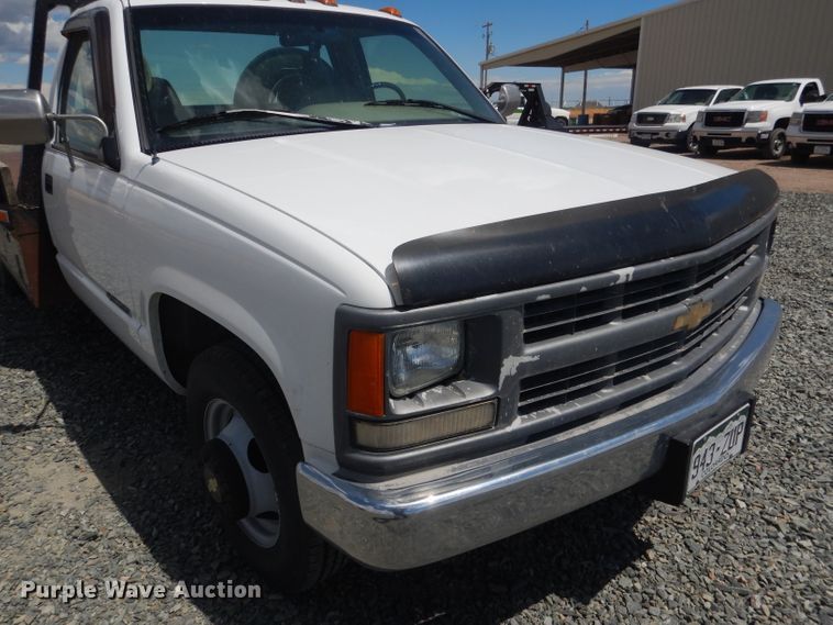 image for item DG5996 1996 Chevrolet 3500  flatbed pickup truck
