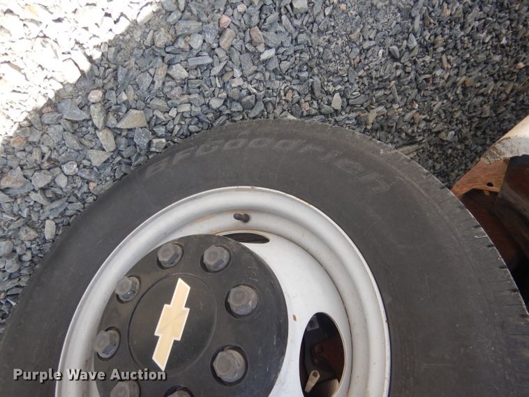 image for item DG5996 1996 Chevrolet 3500  flatbed pickup truck