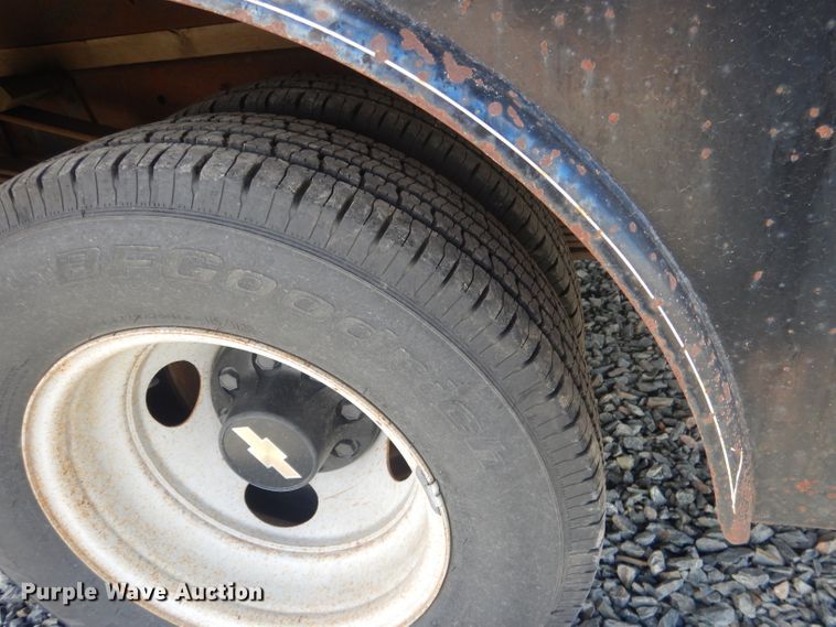 image for item DG5996 1996 Chevrolet 3500  flatbed pickup truck