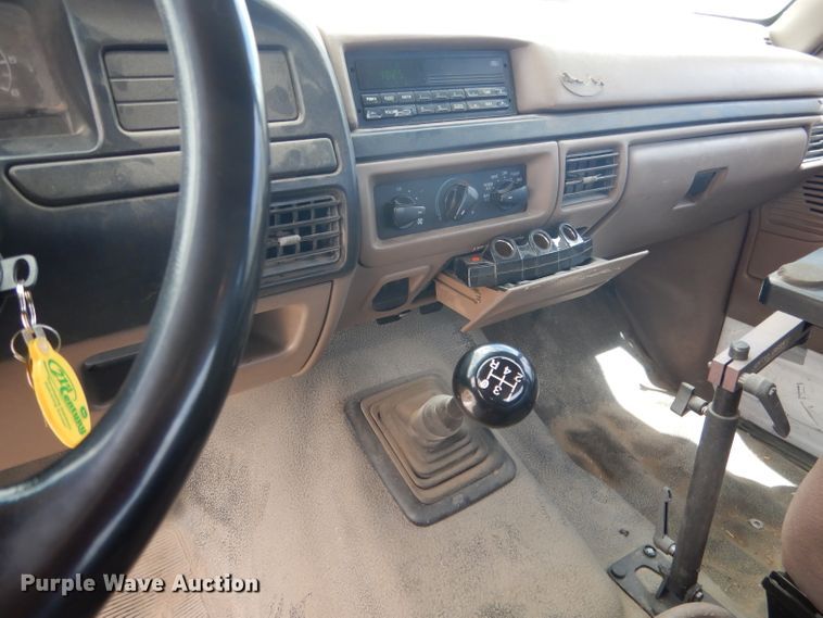 image for item DG5997 1996 Ford F350 XL  SuperCab utility bed pickup truck