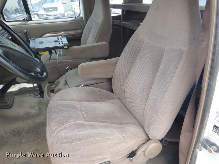 image for item DG5997 1996 Ford F350 XL  SuperCab utility bed pickup truck