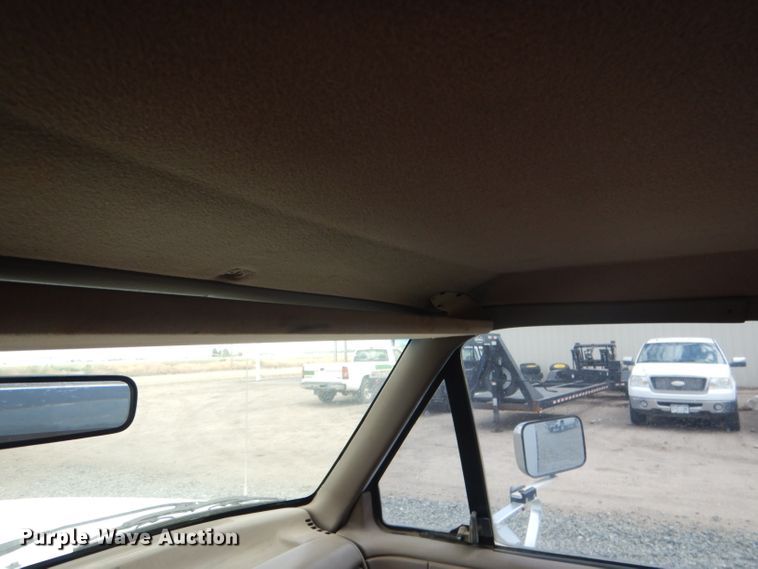 image for item DG5997 1996 Ford F350 XL  SuperCab utility bed pickup truck