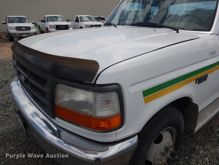 image for item DG5997 1996 Ford F350 XL  SuperCab utility bed pickup truck