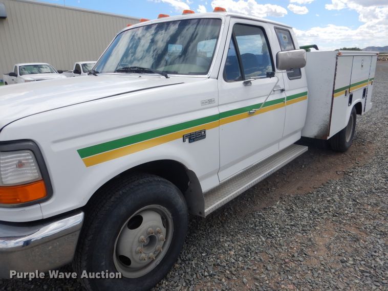 image for item DG5997 1996 Ford F350 XL  SuperCab utility bed pickup truck