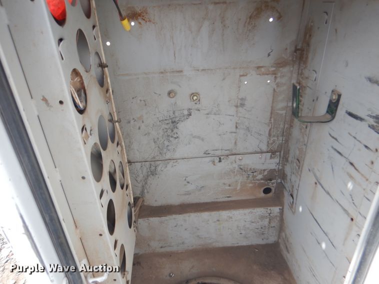 image for item DG5997 1996 Ford F350 XL  SuperCab utility bed pickup truck