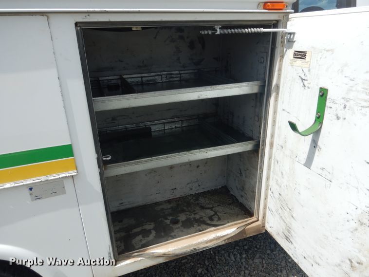 image for item DG5997 1996 Ford F350 XL  SuperCab utility bed pickup truck