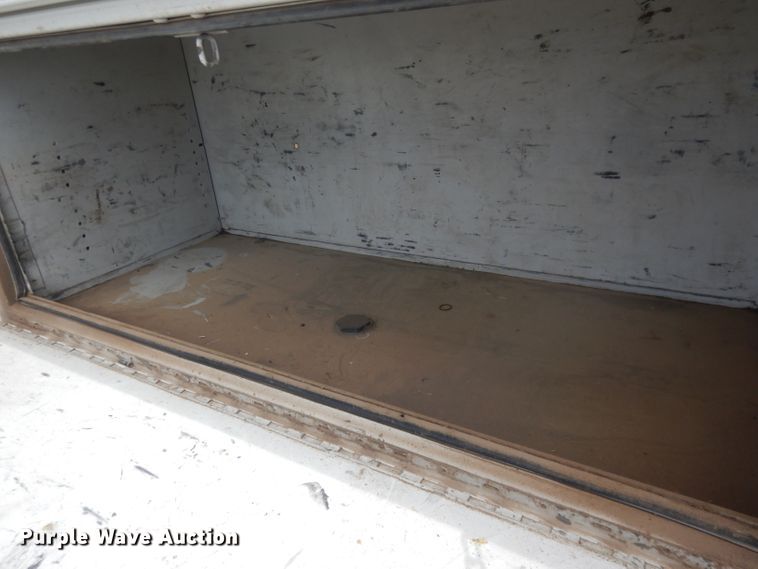 image for item DG5997 1996 Ford F350 XL  SuperCab utility bed pickup truck