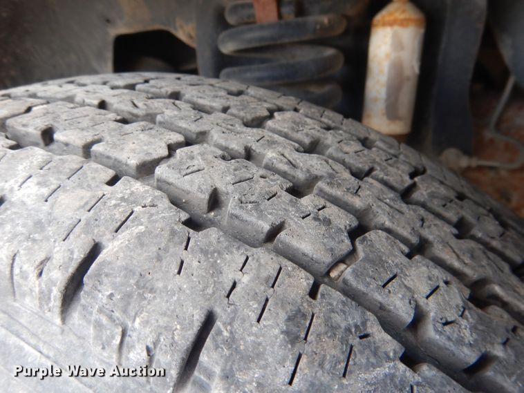 image for item DG5997 1996 Ford F350 XL  SuperCab utility bed pickup truck