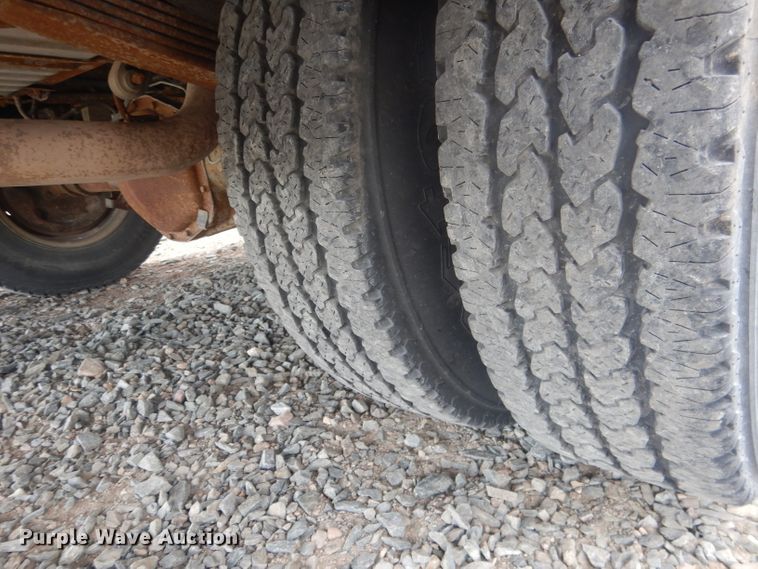 image for item DG5997 1996 Ford F350 XL  SuperCab utility bed pickup truck