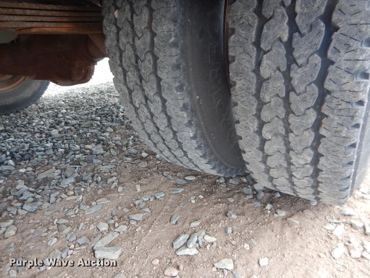 image for item DG5997 1996 Ford F350 XL  SuperCab utility bed pickup truck