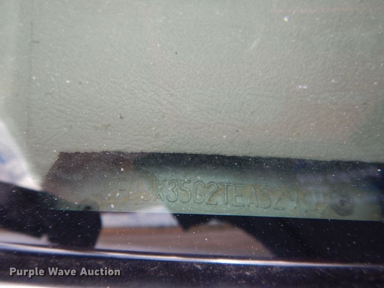 image for item DG5997 1996 Ford F350 XL  SuperCab utility bed pickup truck