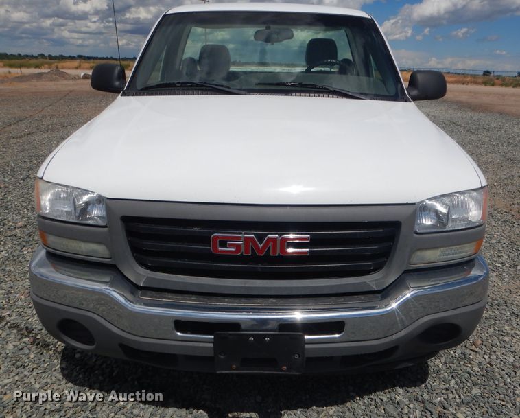 image for item DG5998 2005 GMC Sierra 1500  pickup truck
