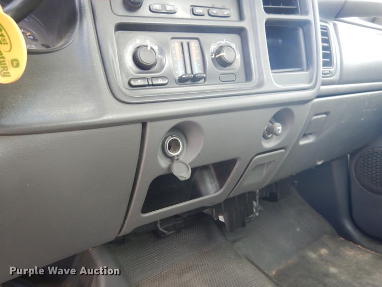 image for item DG5998 2005 GMC Sierra 1500  pickup truck