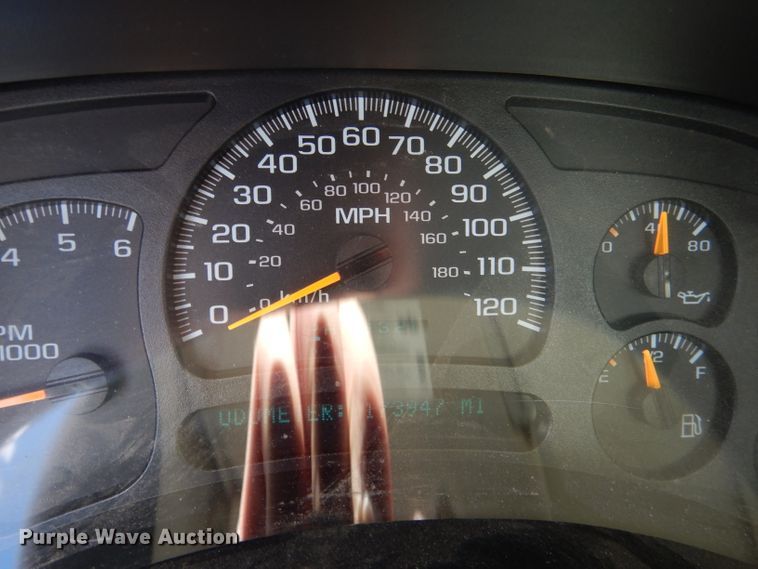 image for item DG5998 2005 GMC Sierra 1500  pickup truck